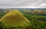 Bohol: "Chocolate Hills" - 1200 conical hills up to 120m high
